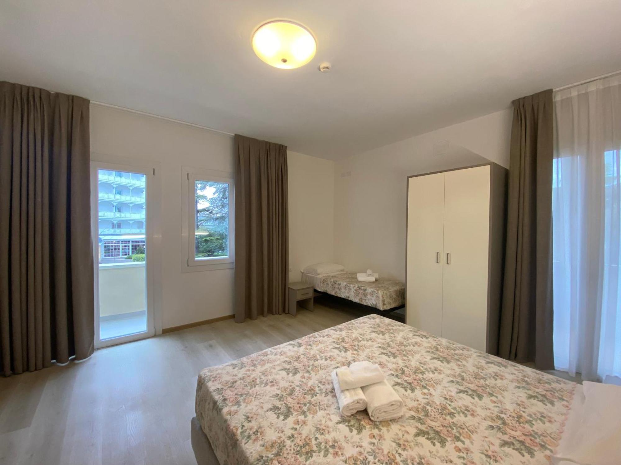 Lanterna Padova 3*